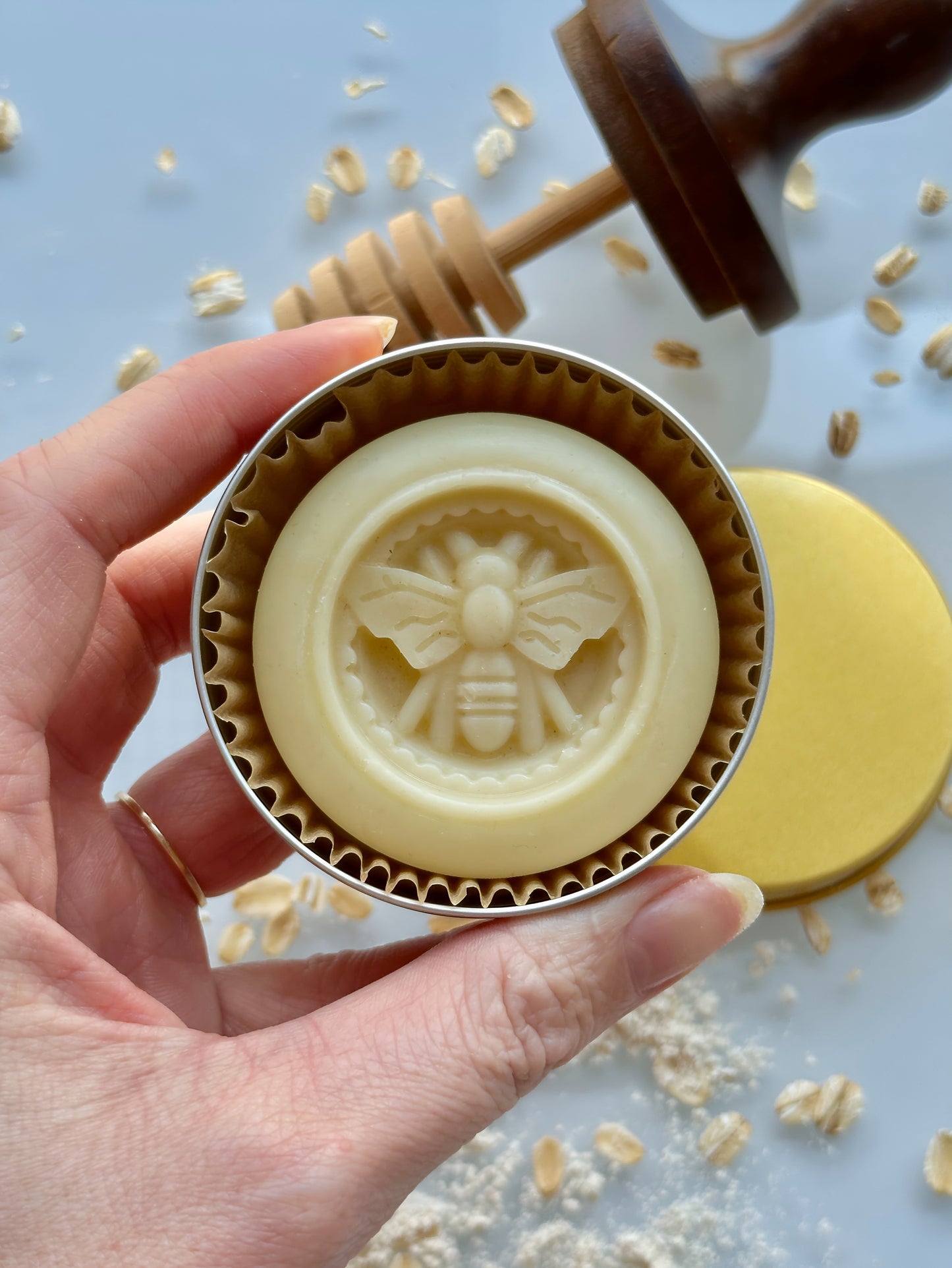 Beeswax Hand & Body Butter Bar | soothing oatmeal
